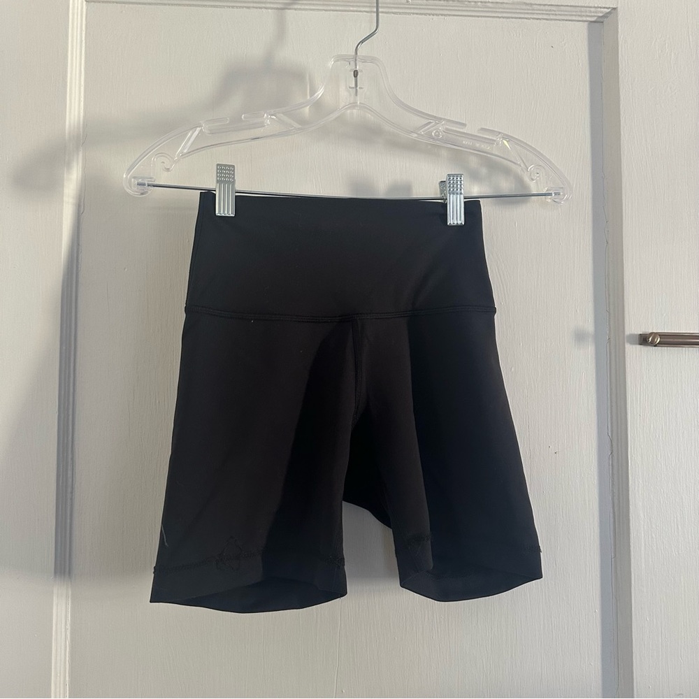 lululemon athletica Wunder Train Contour Fit High-Rise Bike Shorts - Black